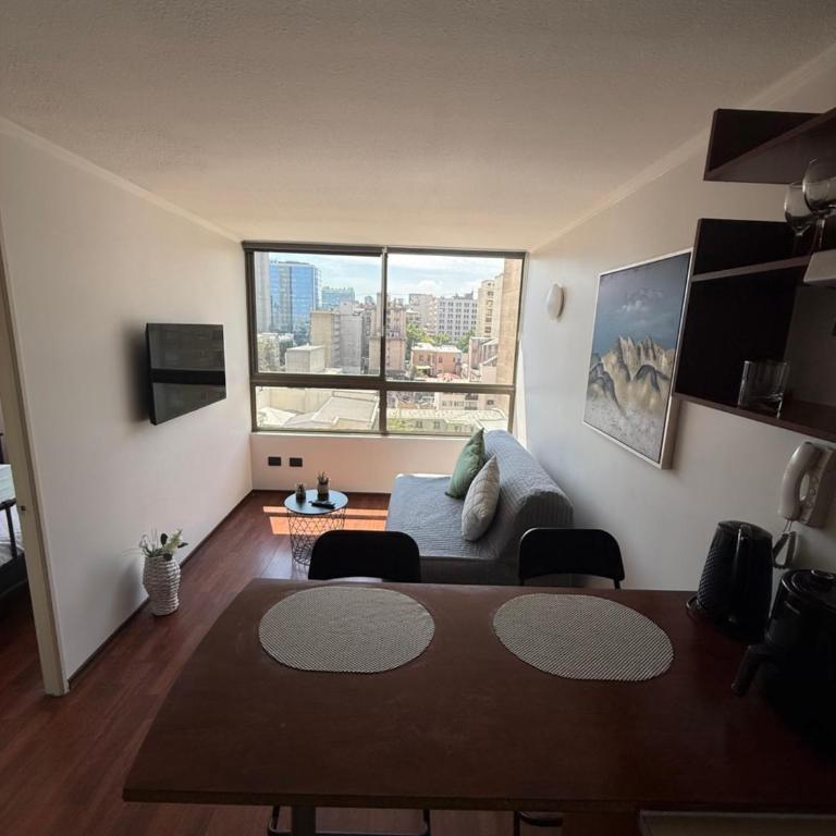 View of Entel Tower, for 3 people - Moneda subway station - Apartamento de 2 dormitorios - 31