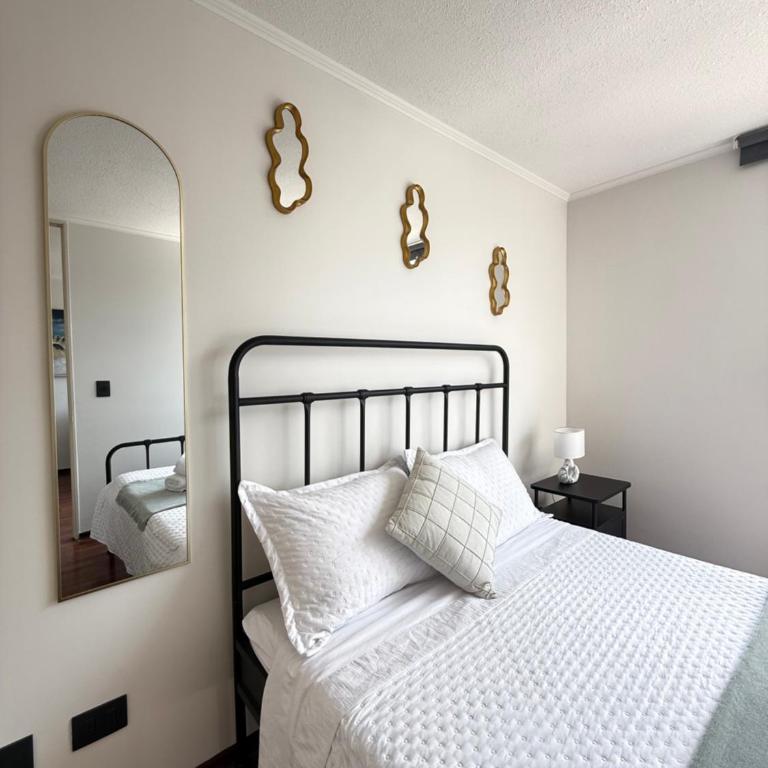 View of Entel Tower, for 3 people - Moneda subway station - Apartamento de 2 dormitorios - 29