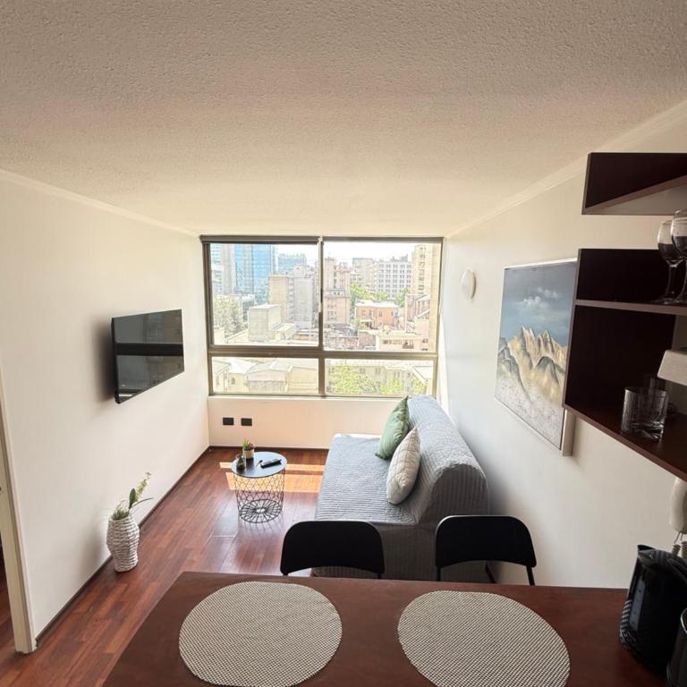 View of Entel Tower, for 3 people - Moneda subway station - Apartamento de 2 dormitorios - 7