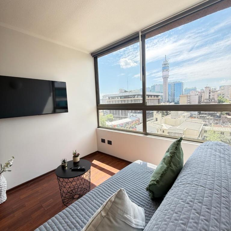 View of Entel Tower, for 3 people - Moneda subway station - Apartamento de 2 dormitorios - 2