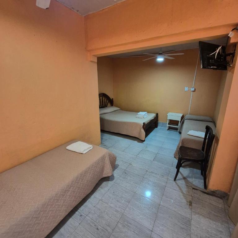 Hotel Atlantic - Habitación Cuádruple Estándar - 2