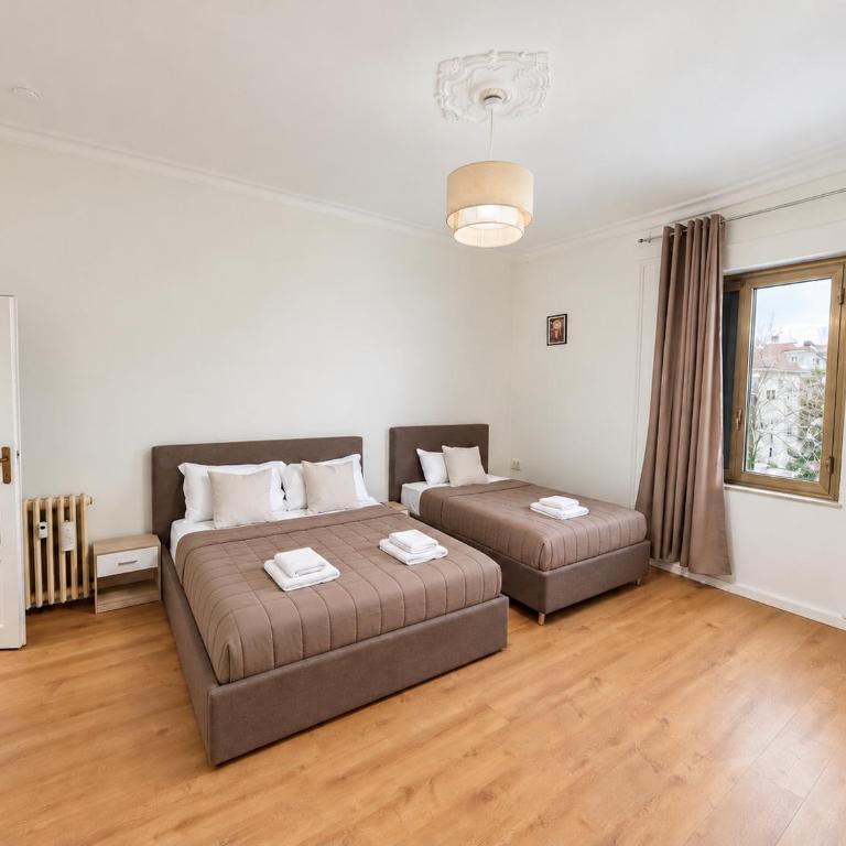 Elegant Apartment in Rome - near Jonio Metro Station - Appartamento con 2 Camere da Letto - 1