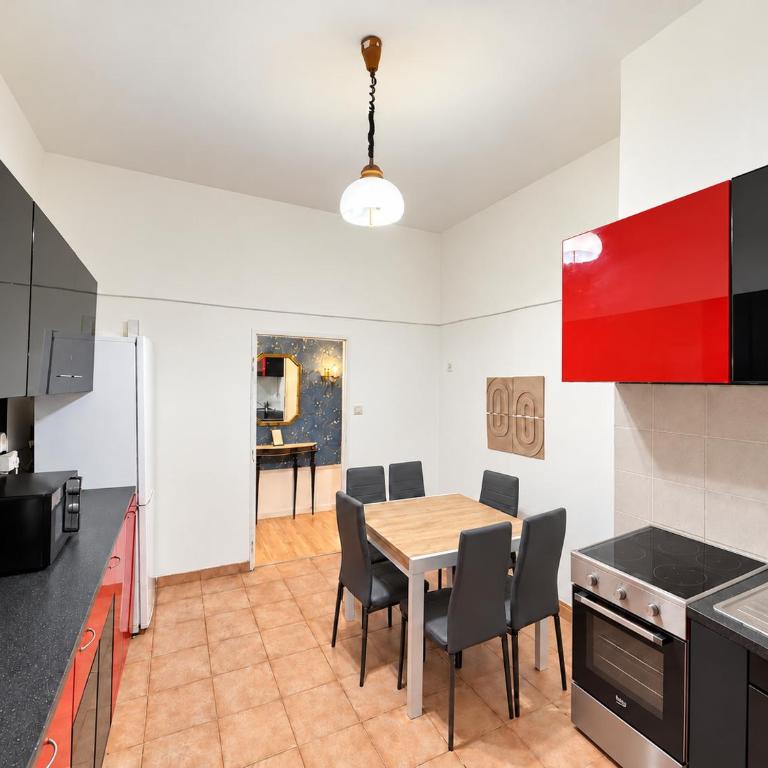 Elegant Apartment in Rome - near Jonio Metro Station - Appartamento con 2 Camere da Letto - 16