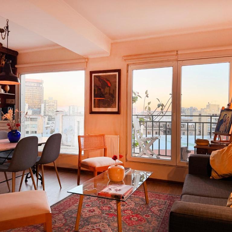 Elegante departamento de 2 dormitorios junto al Parque Forestal - Apartamento de 2 dormitorios - 1