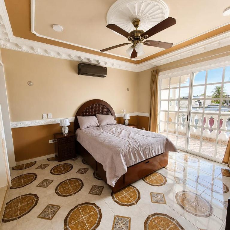Relájate en un espacio de confort y elegancia - Habitación Doble Deluxe - 2