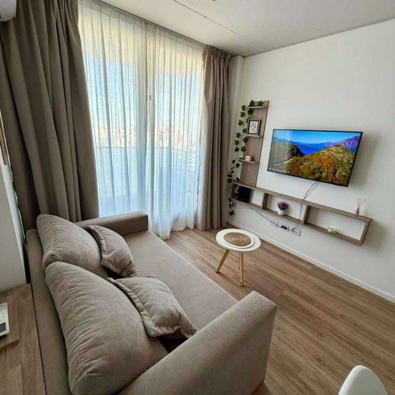 Nuevo 2 amb piso 13, Vistas y amenities - Cerca San Telmo y Puerto Mad - Apartamento de 1 Dormitorio con balcón y vistas a la ciudad - 4