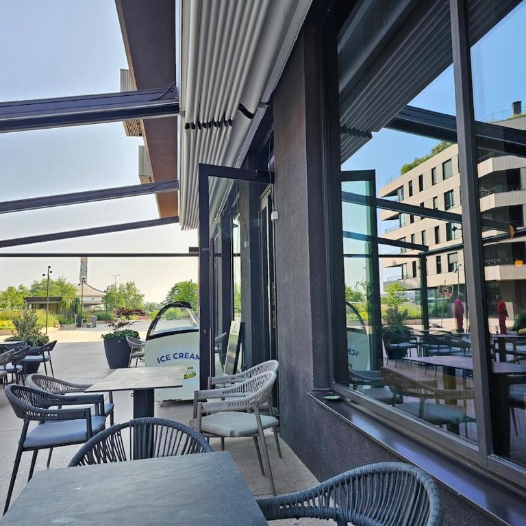Danube River View Lounge 3 with Garage, K-District - Apartment mit 1 Schlafzimmer - 31