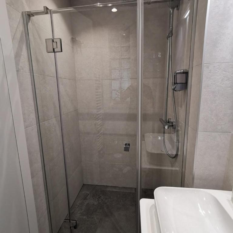 Danube River View Lounge 3 with Garage, K-District - Apartment mit 1 Schlafzimmer - 35