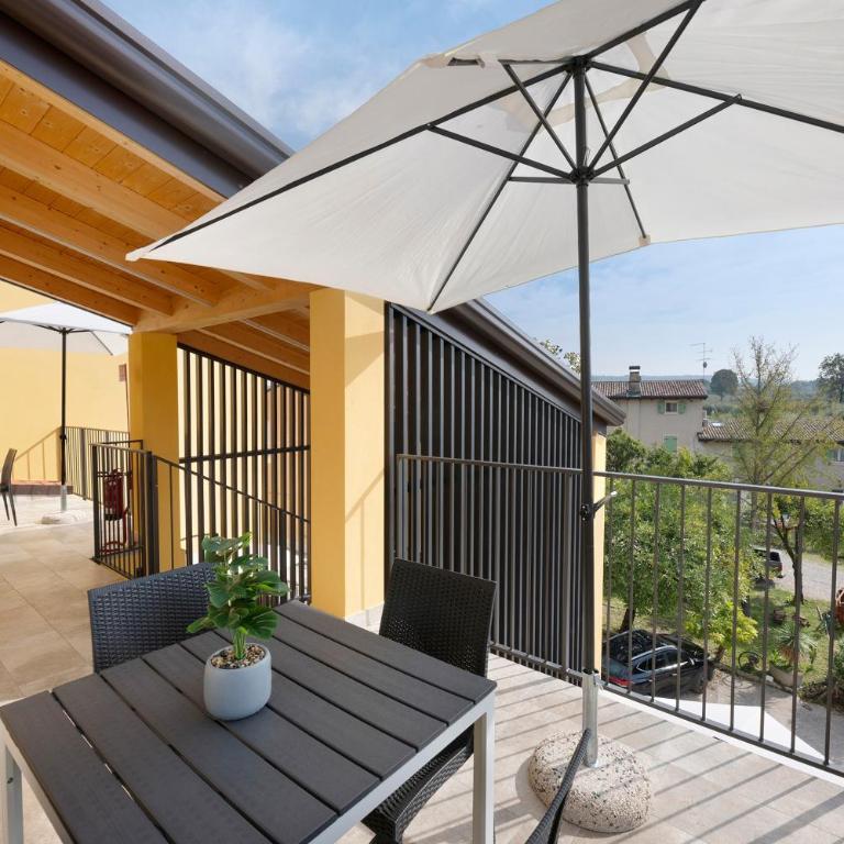 Appartamenti Nonno Lino - Appartamento Deluxe con 2 Camere da Letto e Vista Giardino - 23