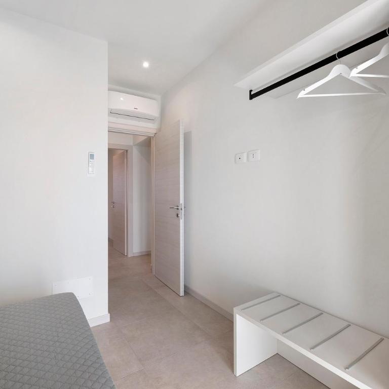 Appartamenti Nonno Lino - Appartamento Deluxe con 2 Camere da Letto e Vista Giardino - 13