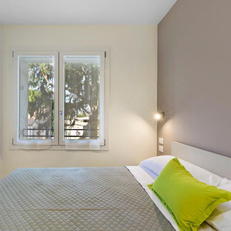 Appartamenti Nonno Lino - Appartamento Deluxe con 2 Camere da Letto e Vista Giardino - 8