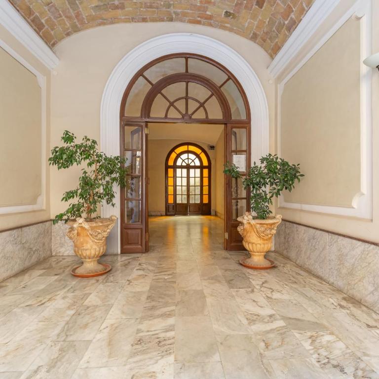 Classic Prati Living - Appartamento con 2 Camere da Letto e Vista Città - 8