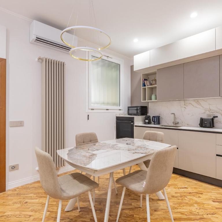 Classic Prati Living - Appartamento con 2 Camere da Letto e Vista Città - 13