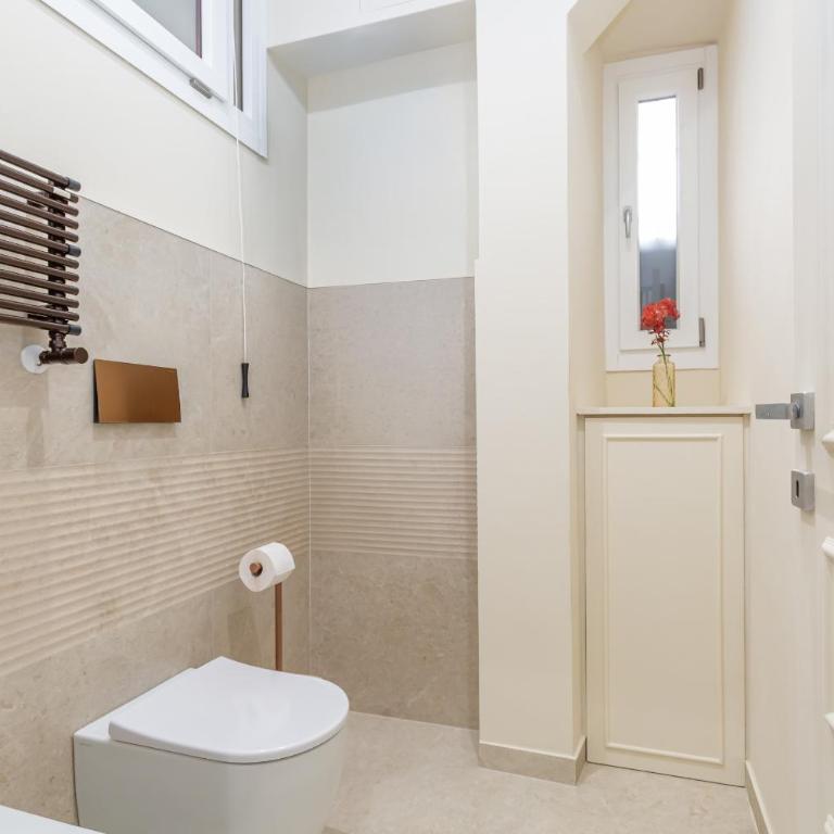 Classic Prati Living - Appartamento con 2 Camere da Letto e Vista Città - 15