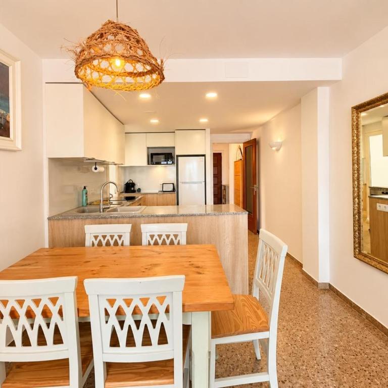 Apartamento Floral al centro de Palamós con Wi-Fi - Apartment - 32