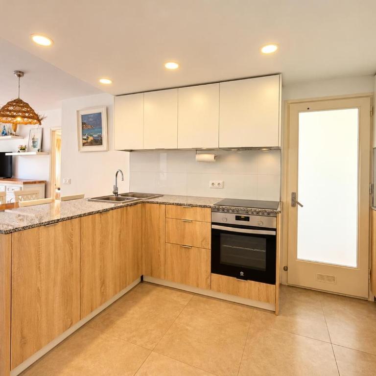 Apartamento Floral al centro de Palamós con Wi-Fi - Apartment - 37