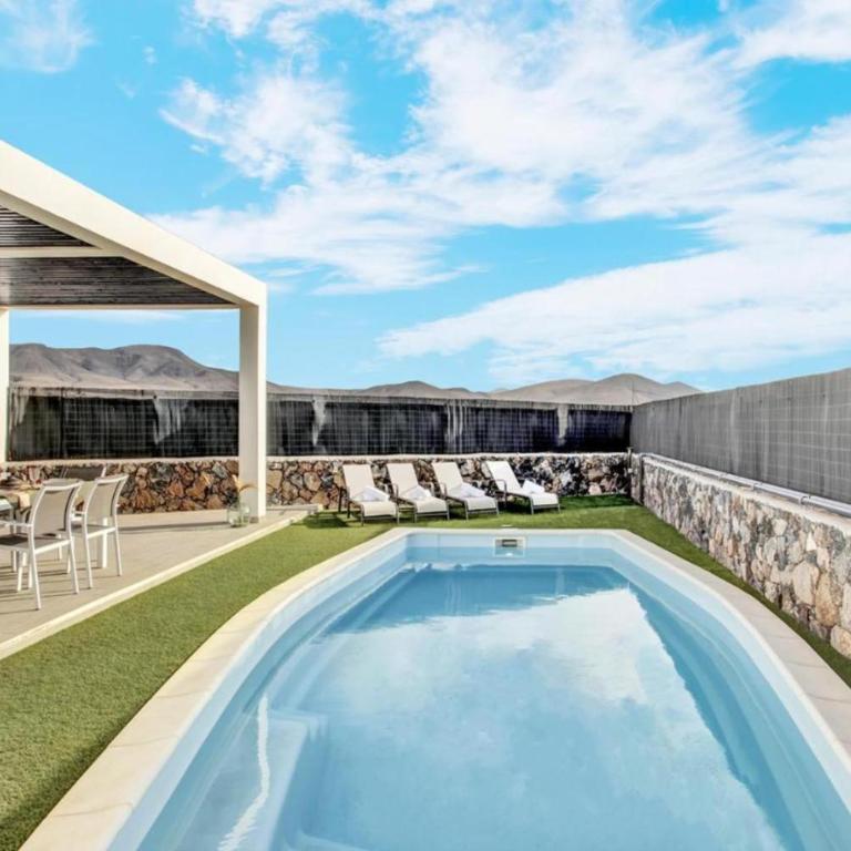 Villa del Roque, heated pool - Casa de 3 dormitorios - 2