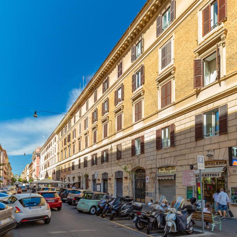 Classic Prati Living - Appartamento con 2 Camere da Letto e Vista Città - 21