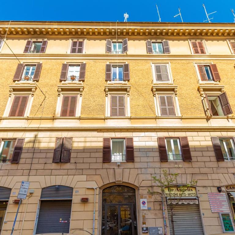 Classic Prati Living - Appartamento con 2 Camere da Letto e Vista Città - 24