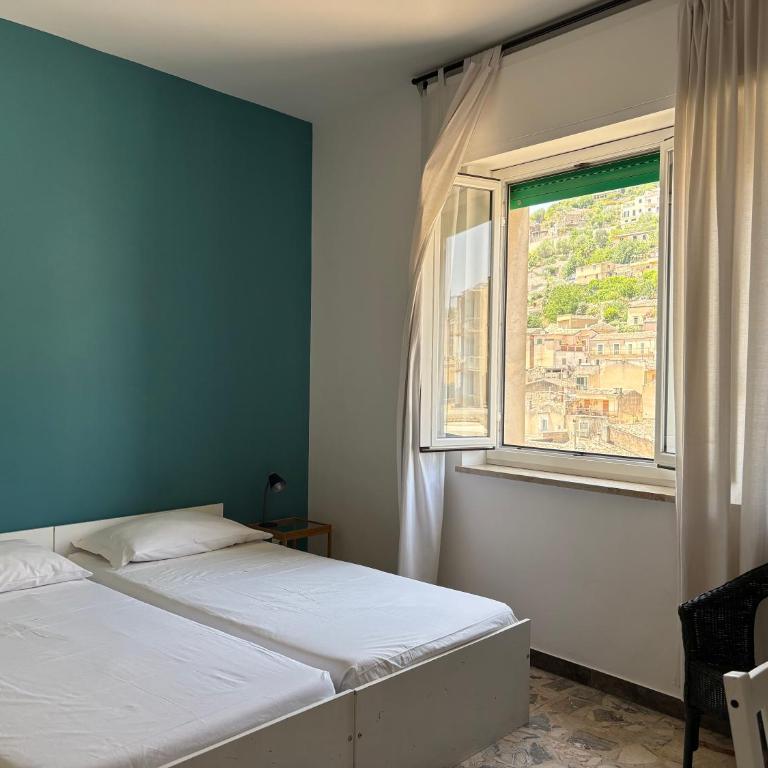 I Tetti di Siciliando - Camera Doppia con Letti Singoli con Vista Città - 5