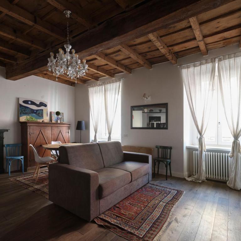Brera - Castello - Ampio Bilocale Milano Centro - Appartamento con 1 Camera da Letto - 1