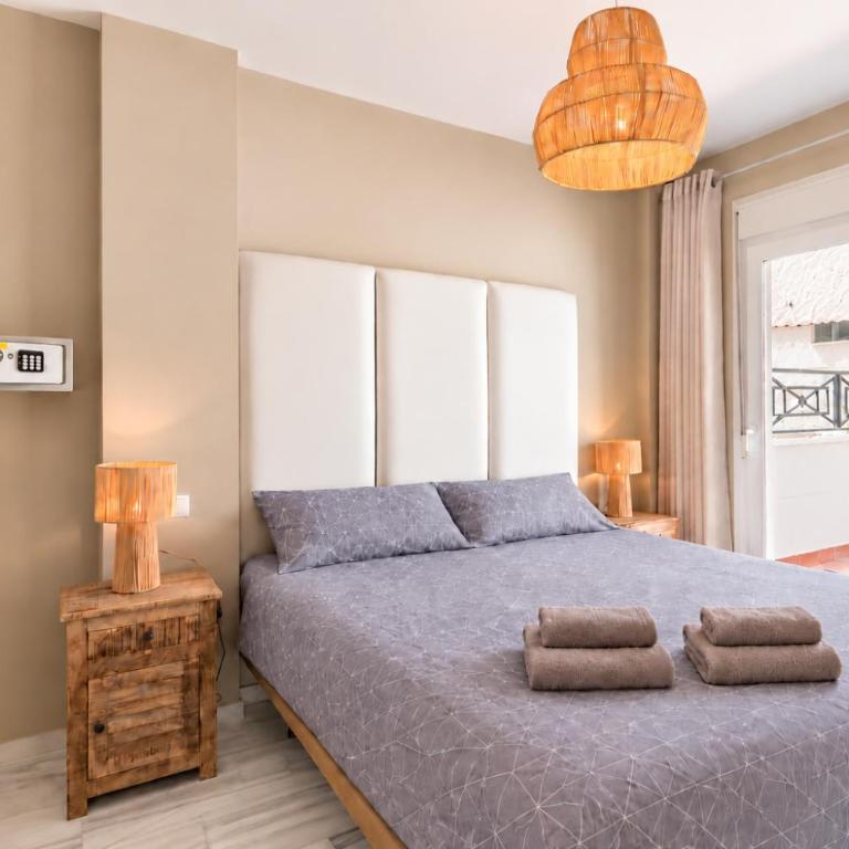 Ruim 3-slaapkamerappartement met zwembad en 2 privéparkeerplaatsen - Three-Bedroom Apartment - 18