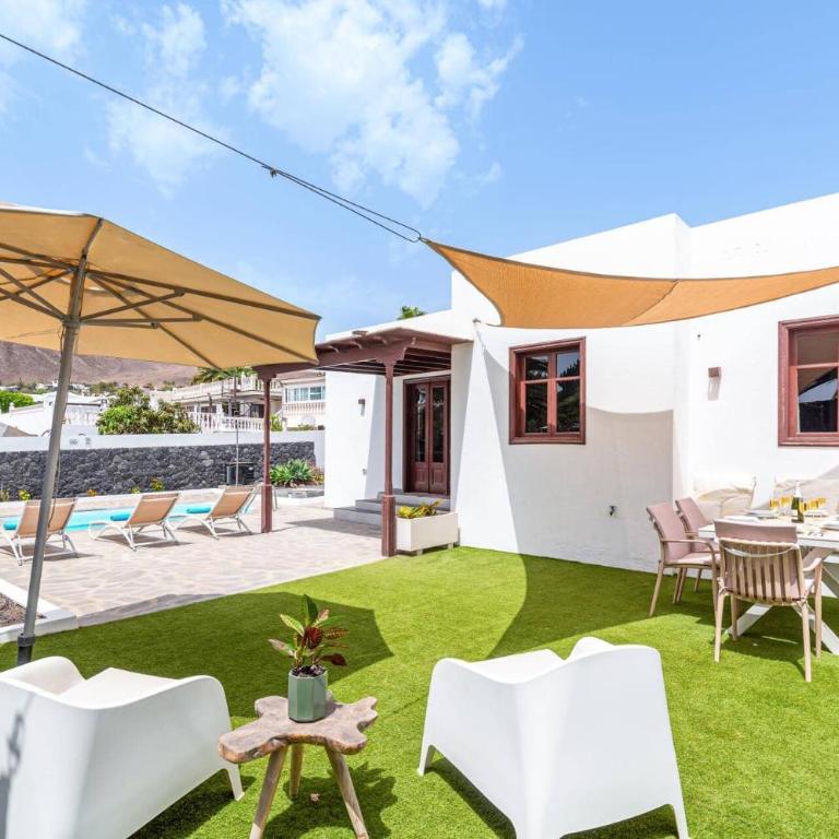 Villa Inima by Villa Plus - Villa - 2