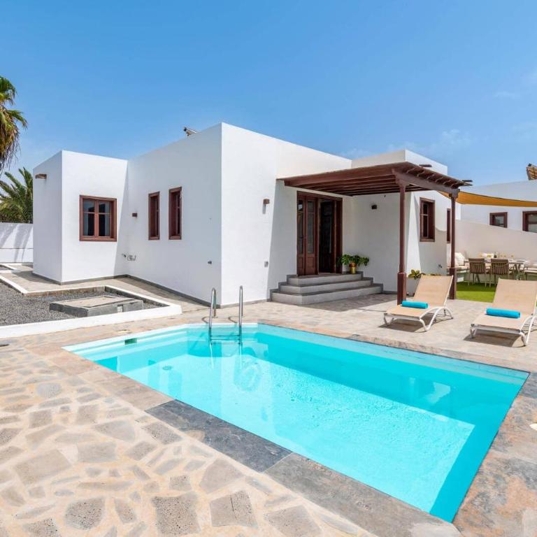 Villa Inima by Villa Plus - Villa - 14