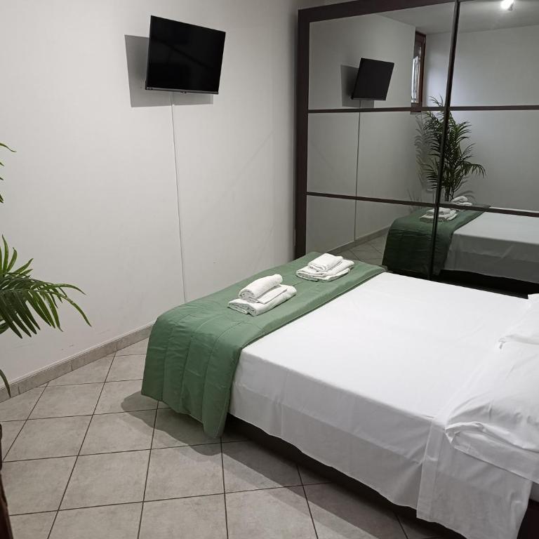Elis Home 6' FCO Airport, 5' Beach, 3' Rome - Casa con 1 Camera da Letto - 4