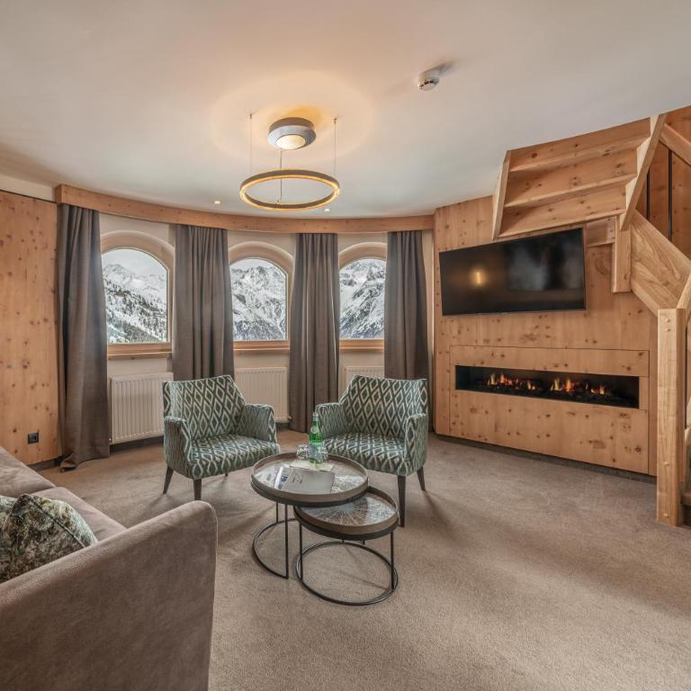 Hotel Edelweiss Hochsölden Superior - Suite mit Kingsize-Bett mit Whirlpool - 1