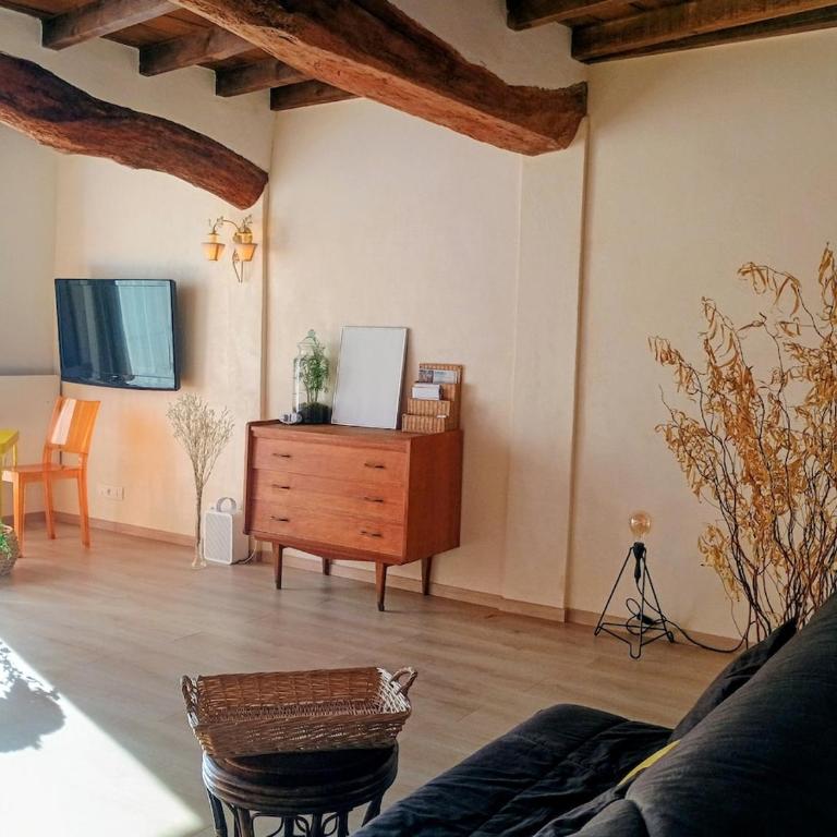 Secret de Provence Studio Rénové Hypercentre de L'Isle sur la sorgue cosy avec vue sur les toits - Apartment mit 1 Schlafzimmer - 6