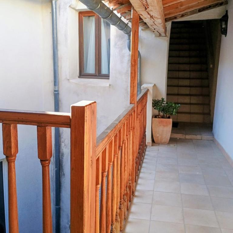 Secret de Provence Studio Rénové Hypercentre de L'Isle sur la sorgue cosy avec vue sur les toits - Apartment mit 1 Schlafzimmer - 17