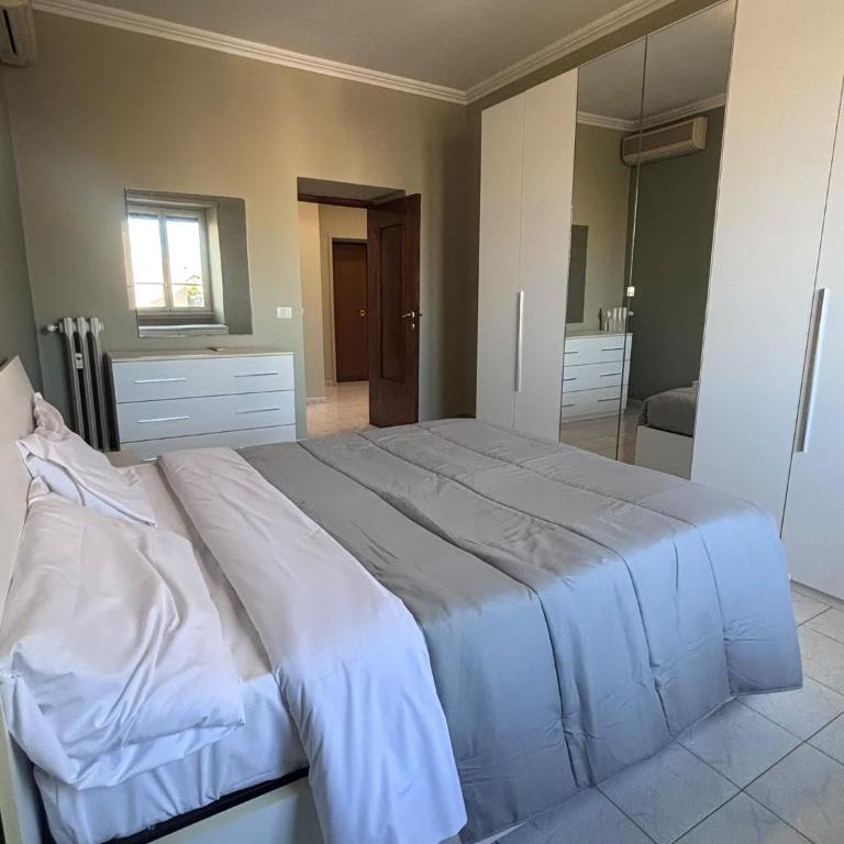 Elle Pyramid apartment 2 - Appartamento con 3 Camere da Letto - 12