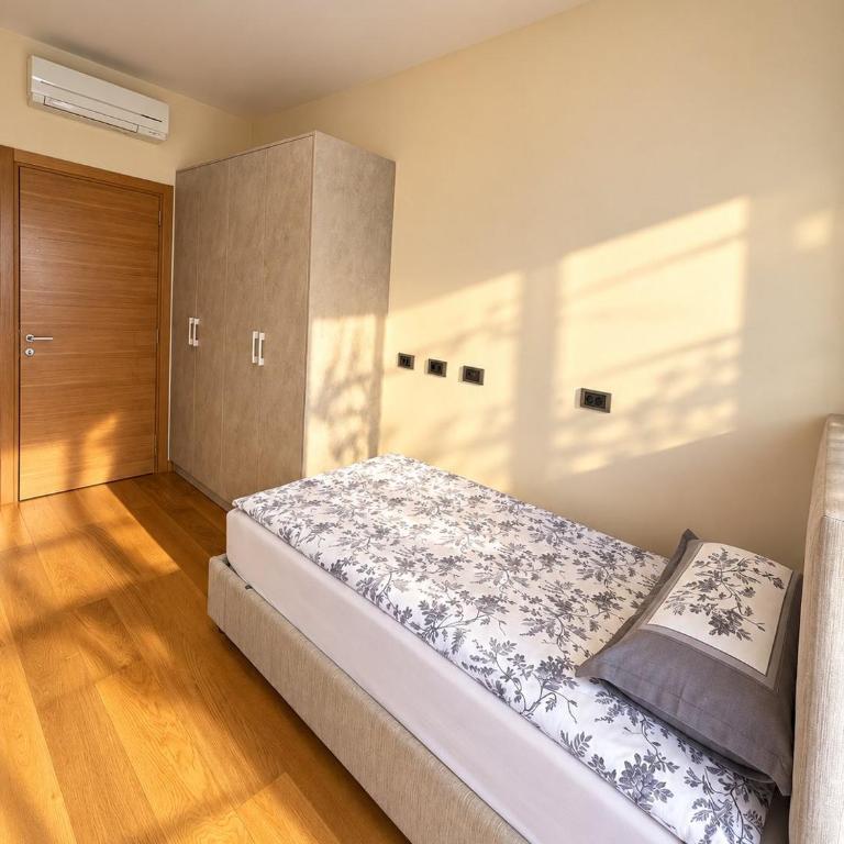 Square - Appartement 2 Chambres avec Balcon - 5