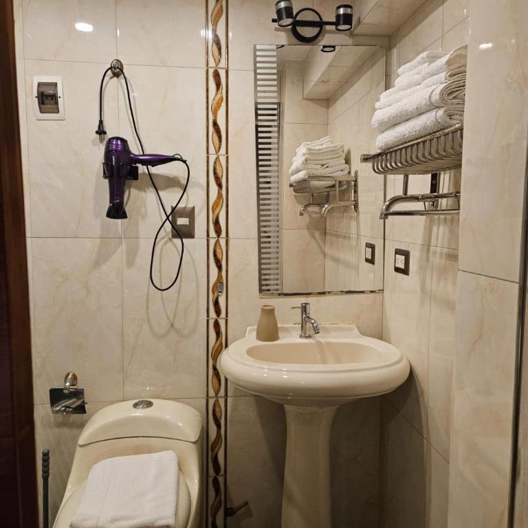 MamaEca - One-Bedroom Apartment - 5