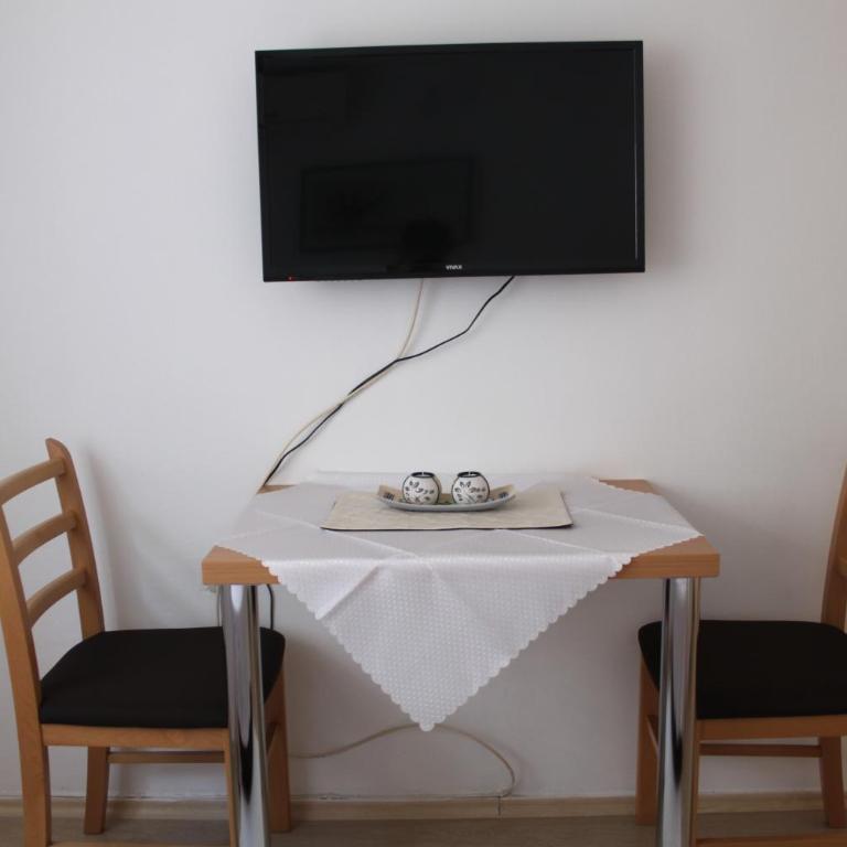 Apartments and rooms Lena - Double Room with Private Bathroom - 12