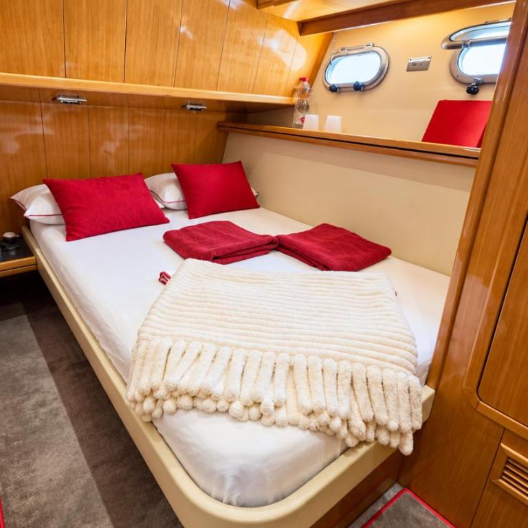 Motor Yacht Raffaelli "Bonita" - Camera Matrimoniale con Vista Mare - 1