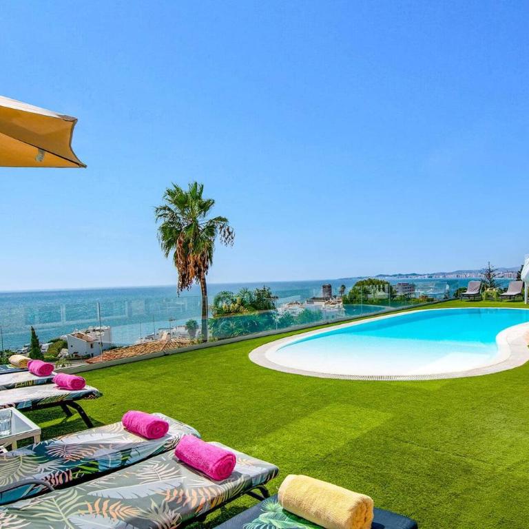 Villa Blue Lodge by Villa Plus - Villa - 1