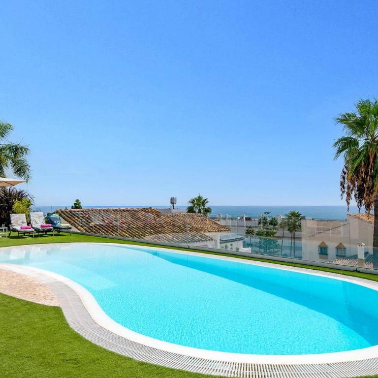 Villa Blue Lodge by Villa Plus - Villa - 2