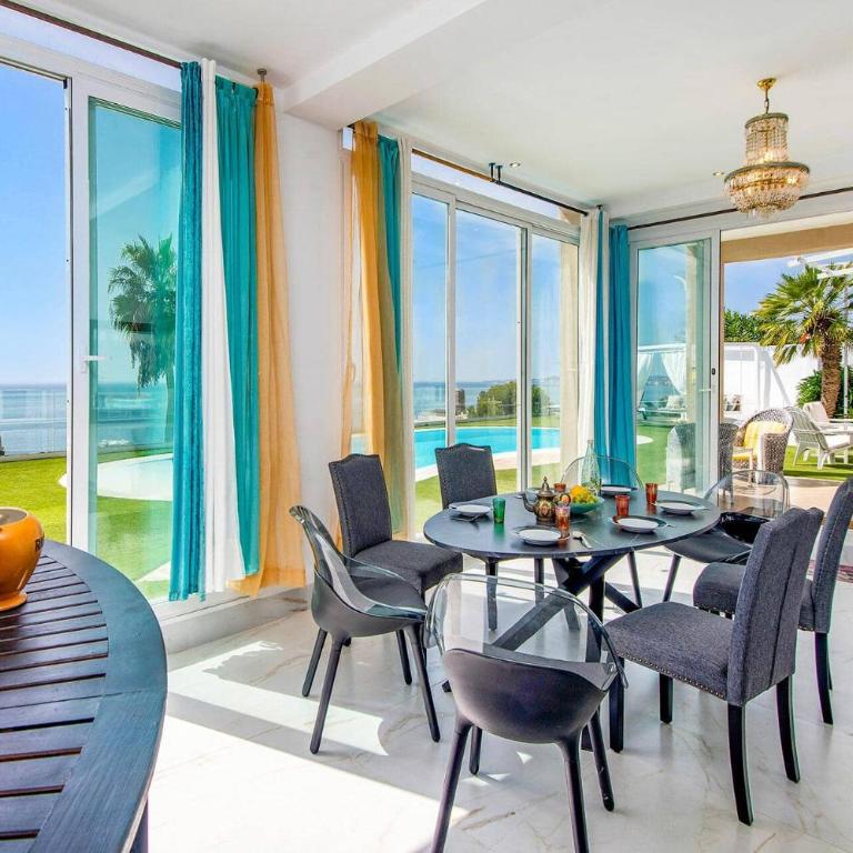 Villa Blue Lodge by Villa Plus - Villa - 5