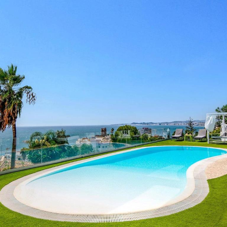 Villa Blue Lodge by Villa Plus - Villa - 12