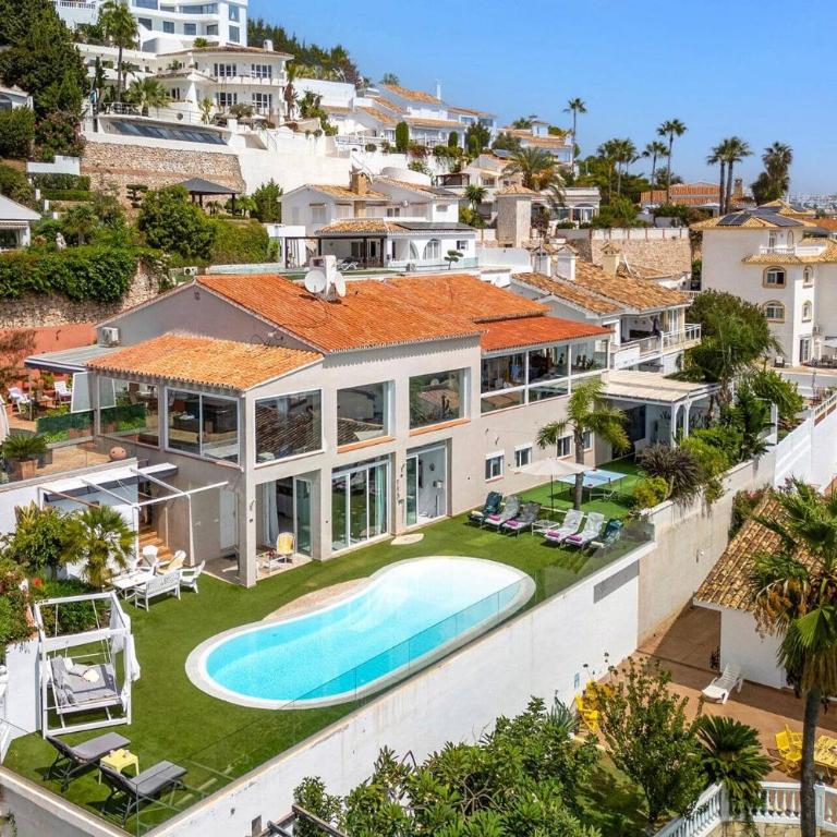Villa Blue Lodge by Villa Plus - Villa - 19