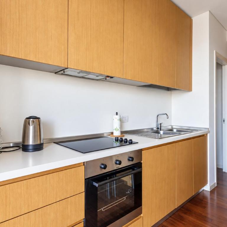 Giax Tower Residences - Pool, Spa & Gym - Multiple Apartments for Families & Groups - 15 Min from Duomo - Appartamento Deluxe con 1 Camera da Letto e Vista Città - 12