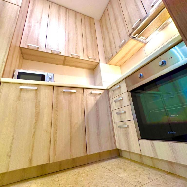 Centar - Appartement 1 Chambre avec Balcon et Vue sur la Ville - 5