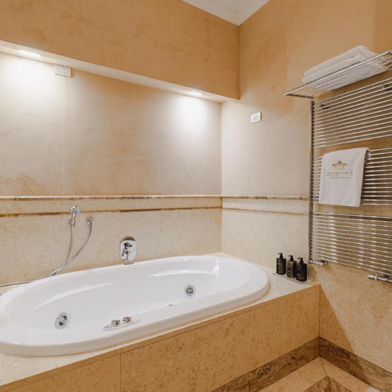 Hotel Rua Frati 48 in San Francesco - Junior Suite - 4