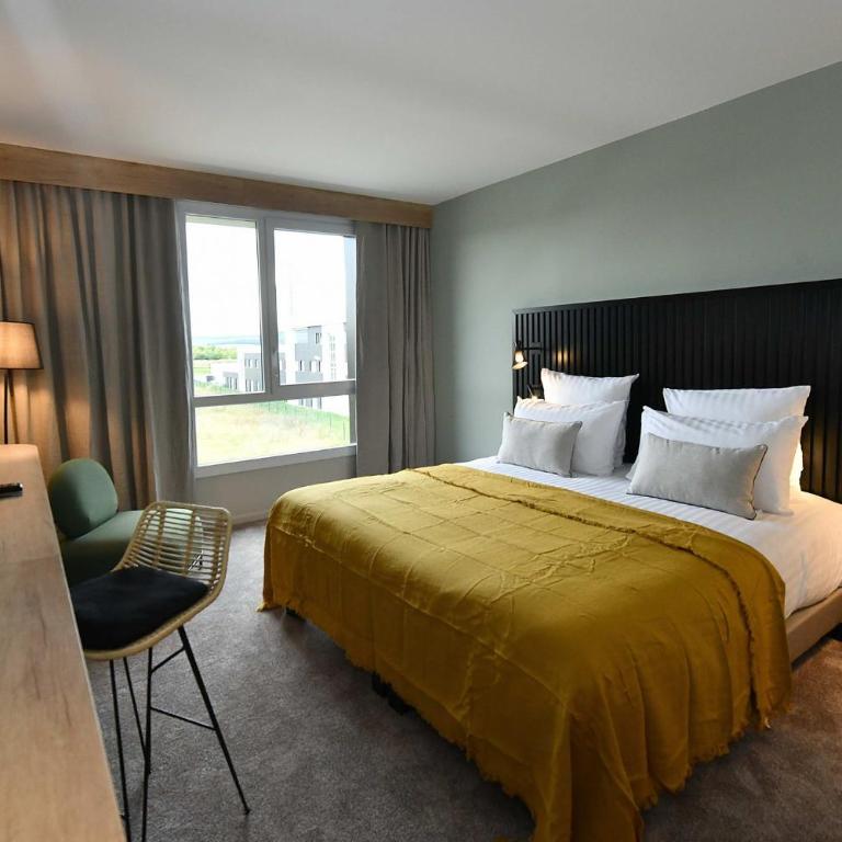 Golden Tulip Reims Bezannes - Chambre Standard avec 1 Lit King-Size - 4