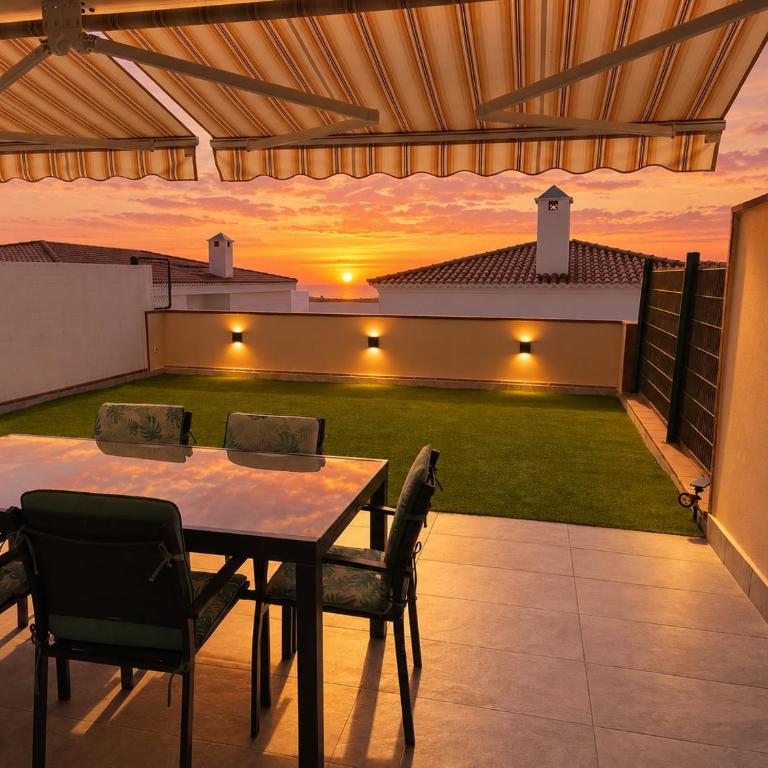 Playa La Arena Apartment with Big Terrace - Apartment mit 1 Schlafzimmer - 2