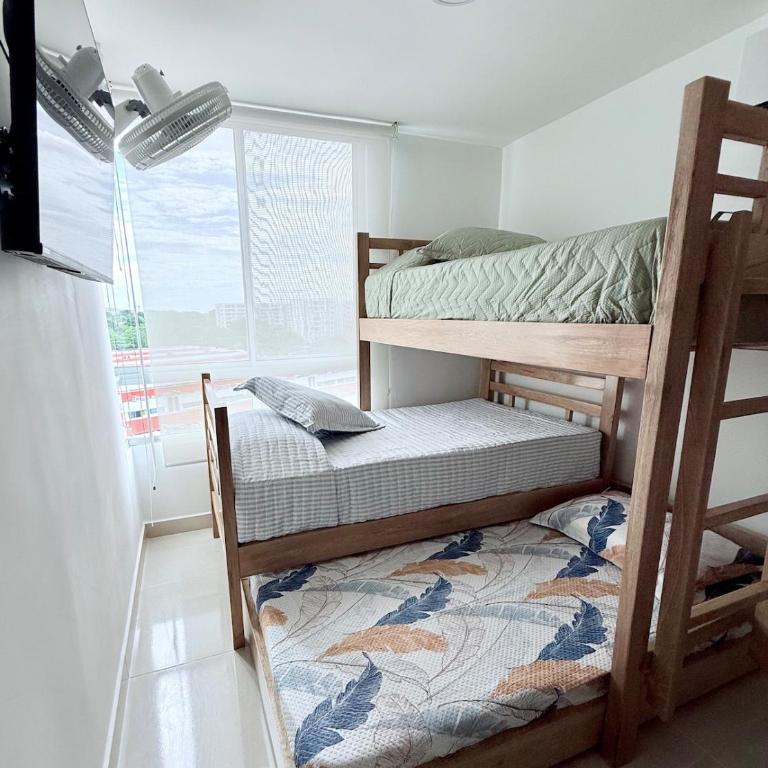 Moderno apartamento con piscina en Ricaurte - Apartamento de 3 dormitorios - 10