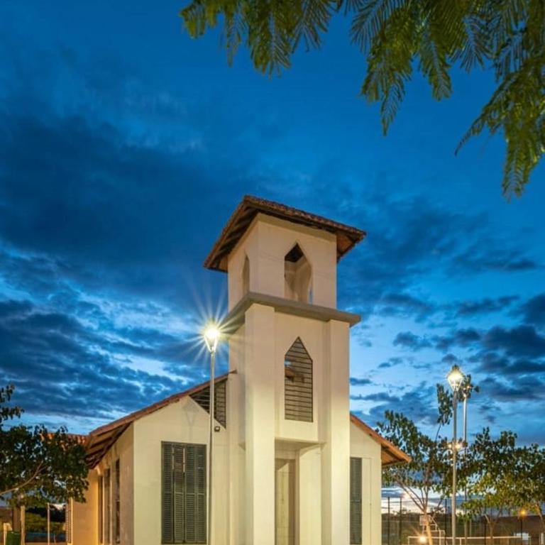 Moderno apartamento con piscina en Ricaurte - Apartamento de 3 dormitorios - 22