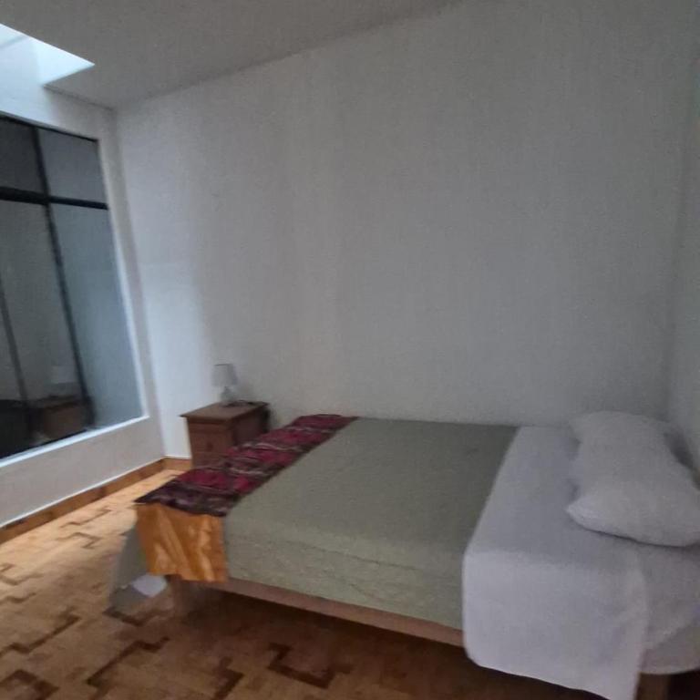 Brisas del Mar - Apartment With Shared Bathroom - 1